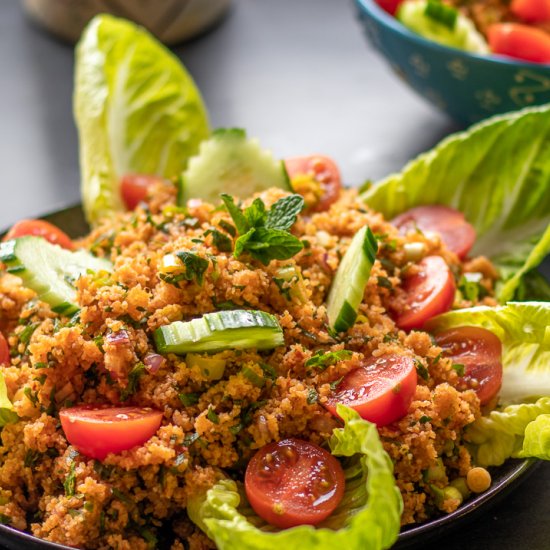 Kisir (Turkish Bulgur Salad)