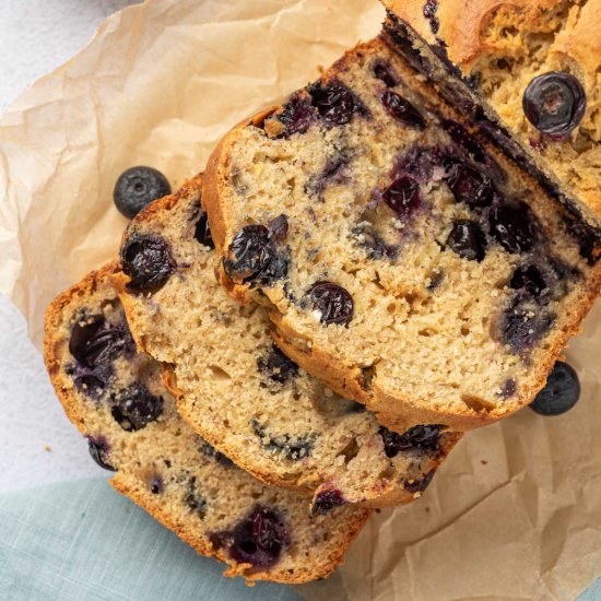 BLUEBERRY BANANA BREAD