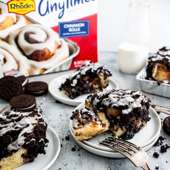 Cookies and Cream Cinnamon Rolls