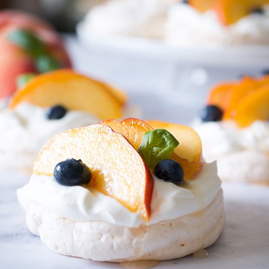 Mini Fresh Peach Pavlovas