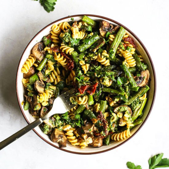 Pesto Pasta + Spring Roasted Veg