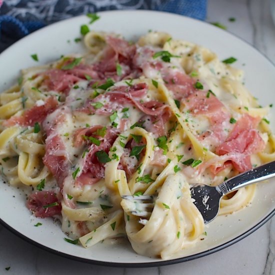 Lower Fat Fettuccine Alfredo Recipe