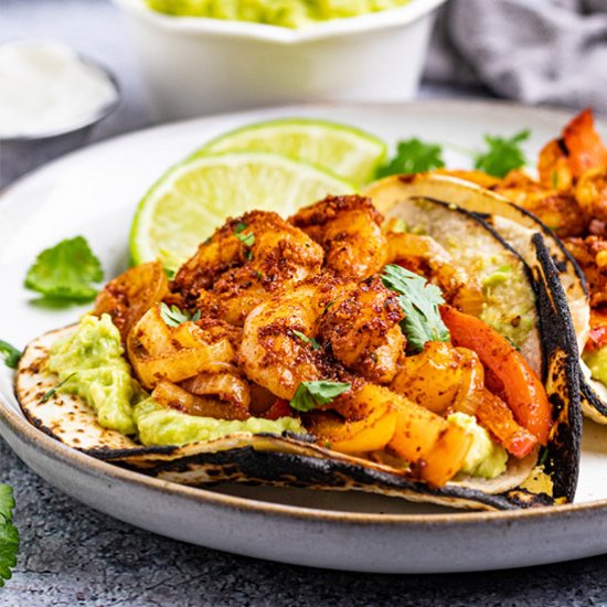 sheet pan shrimp fajitas