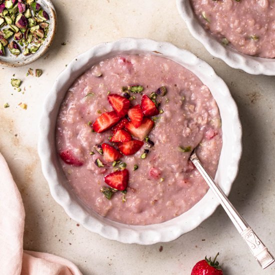 Strawberry Porridge Without Yogurt