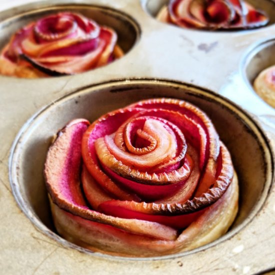 Puff Pastry Apple Roses