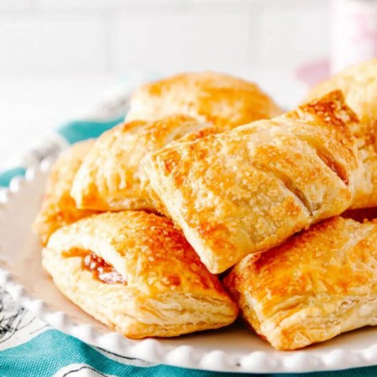 Guava and Cheese Pastelitos