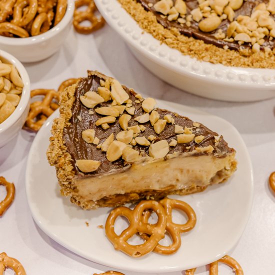 Peanut Butter Candy Bar Pie