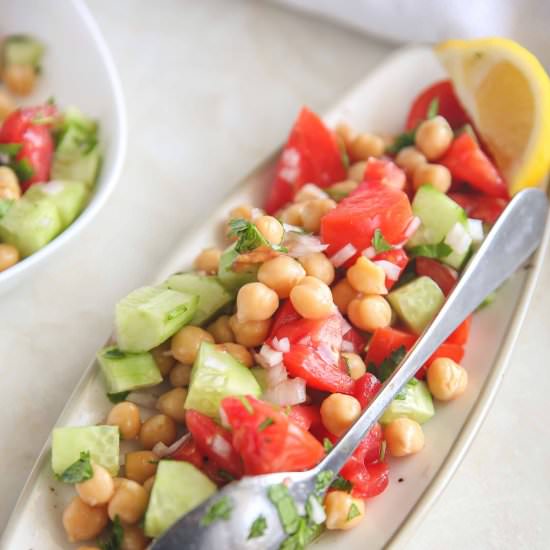 Mediterranean Chickpea Salad