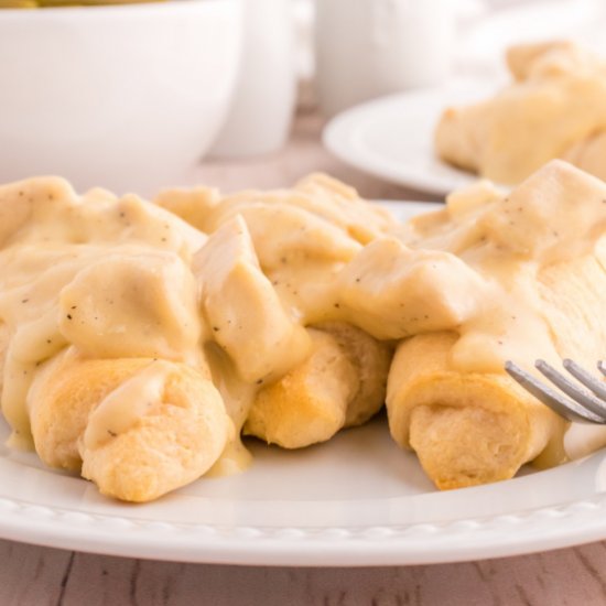 Chicken Gravy Crescent Rolls