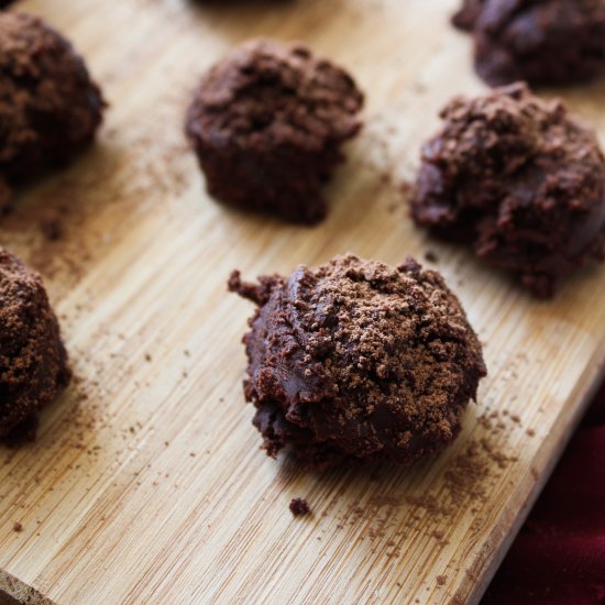 Pinot Noir Chocolate Truffles