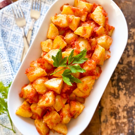 Spanish Potatoes in Tomato Sauce