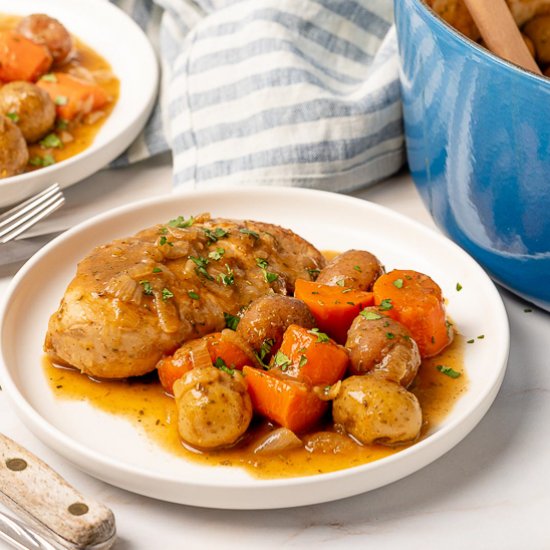 Dutch Oven Chicken & Potatoes