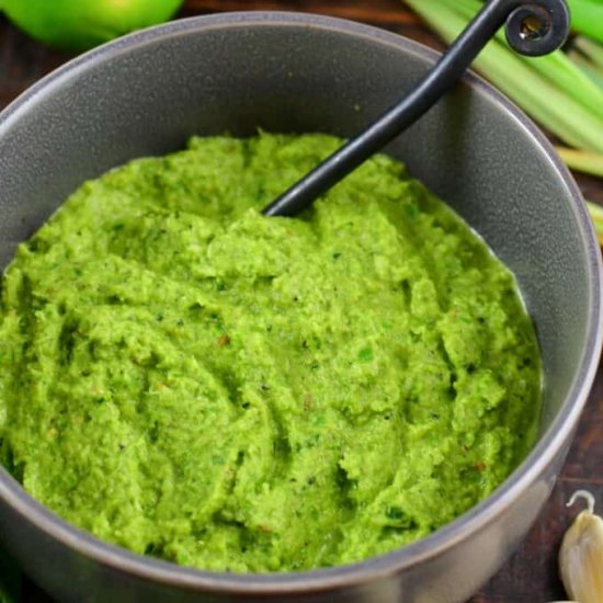 Homemade Green Curry Paste