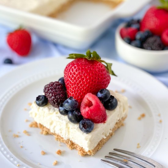 No-Bake Coconut Cheesecake Bars