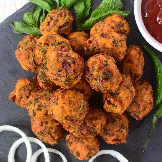 Pudina pakoda aka mint pakoda