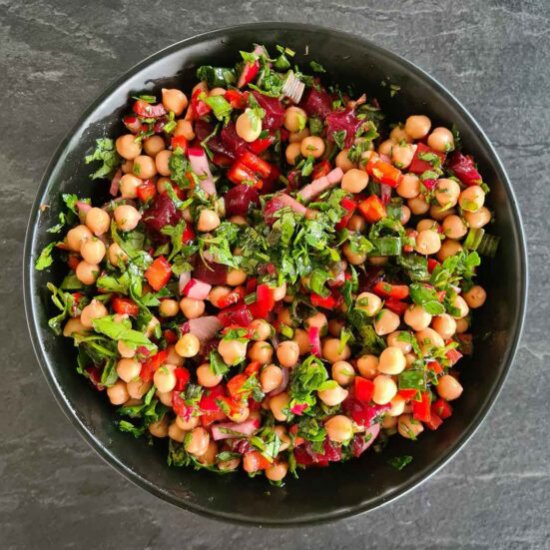 Chickpeas & Roasted Beetroot Salad