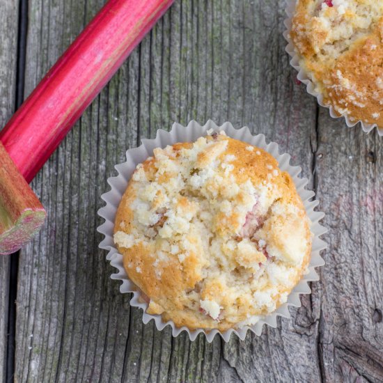 Spiced Rhubarb Muffins