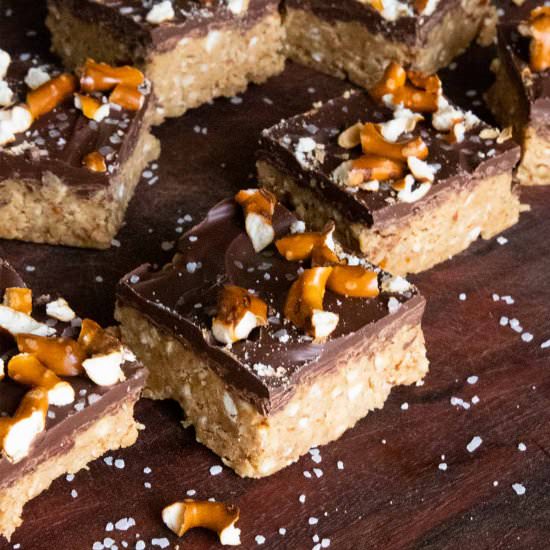 Peanut Butter Pretzel Bars