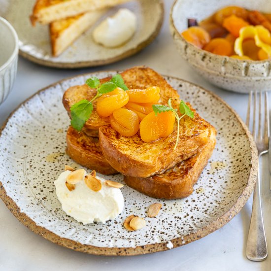 French toast with poached apricots