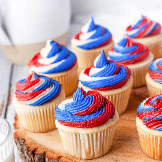 4th of July White Chocolate Cupcake