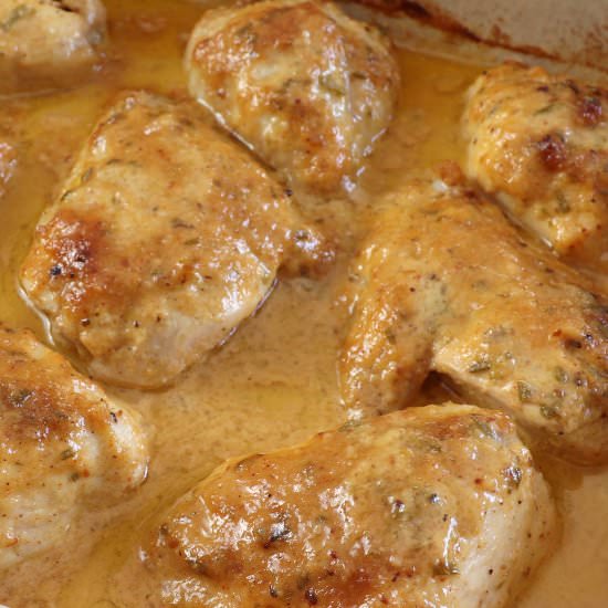 Baked chicken with lemon and garlic