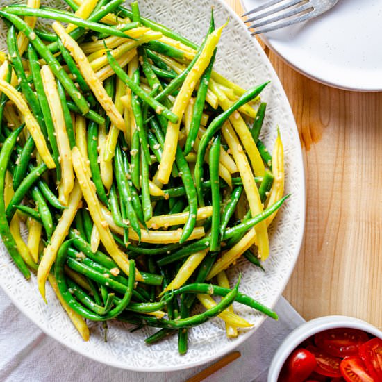 Garlicky Green Bean Salad