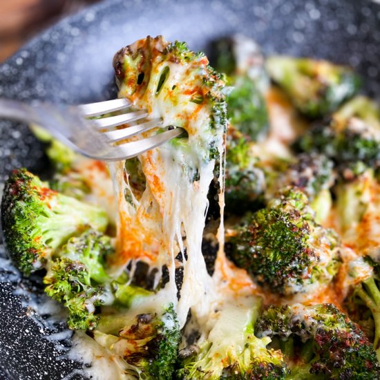 Cheesy Baked Broccoli