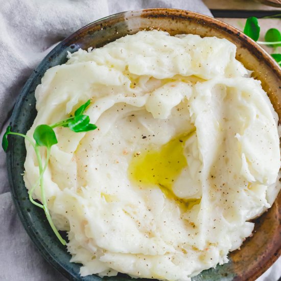 Garlic Mashed Yuca