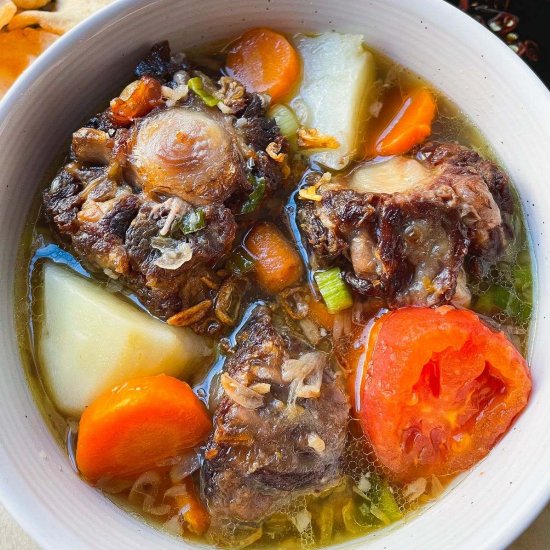 Oxtail Soup (Indonesian Sop Buntut)