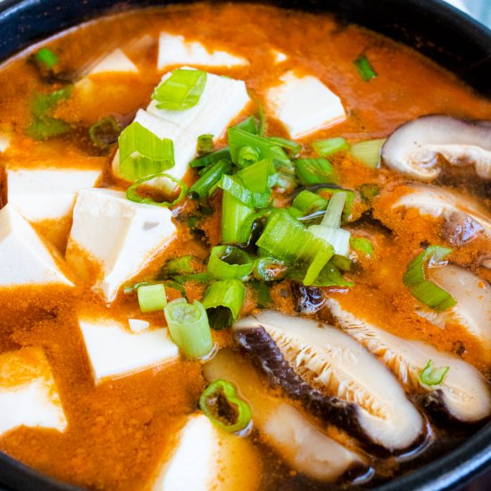 Kimchi Tofu Mushroom Stew