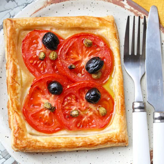 Tomato Tart with Olives