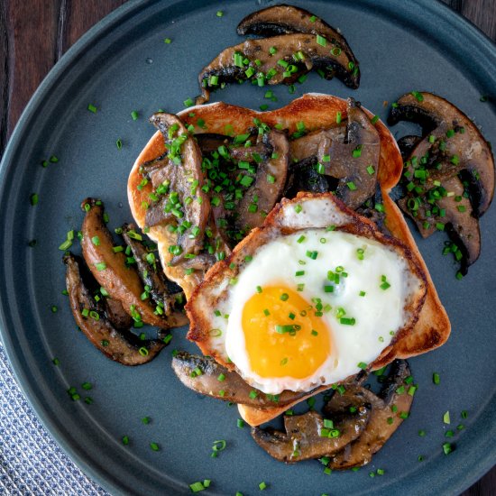 Devilled Mushrooms on Toast