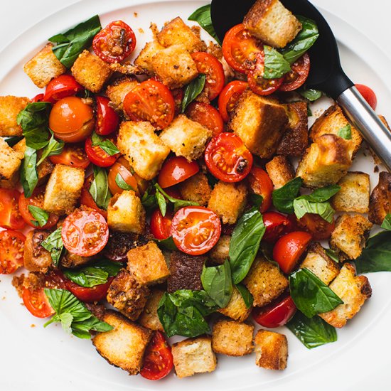 Panzanella salad