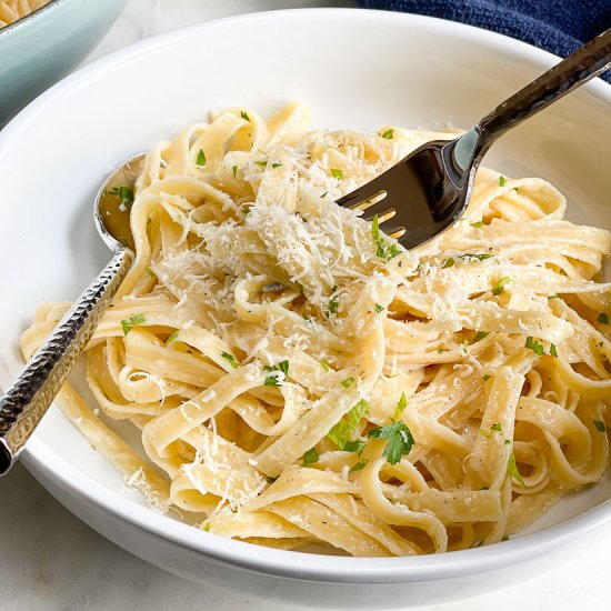 Fettuccine Alfredo