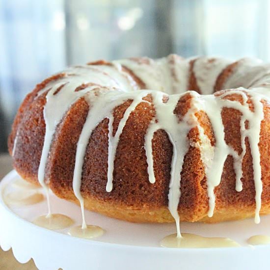 Lemon Glazed Bundt Cake