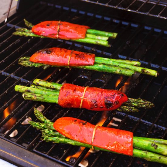 Grilled Asparagus Bundles