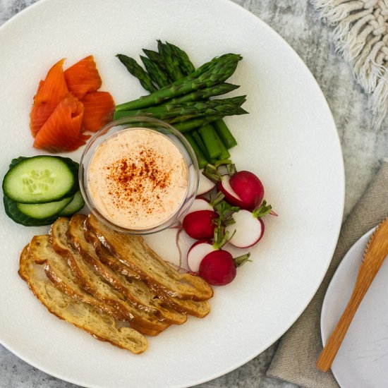 Smoked salmon dip with crostini