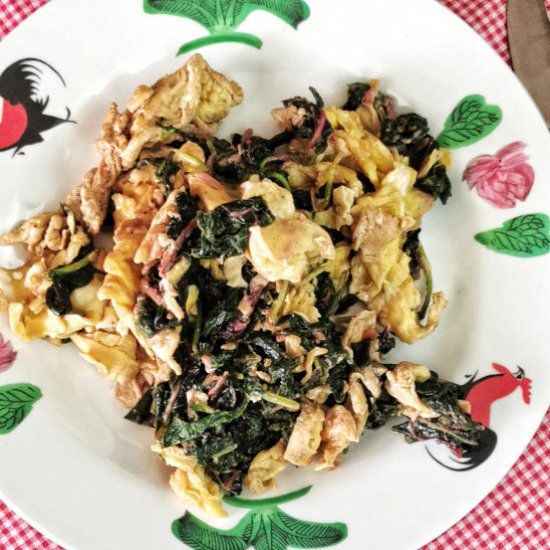 Spinach and egg scramble