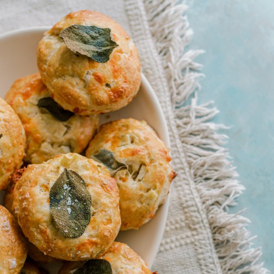 Apple Cheddar Scones