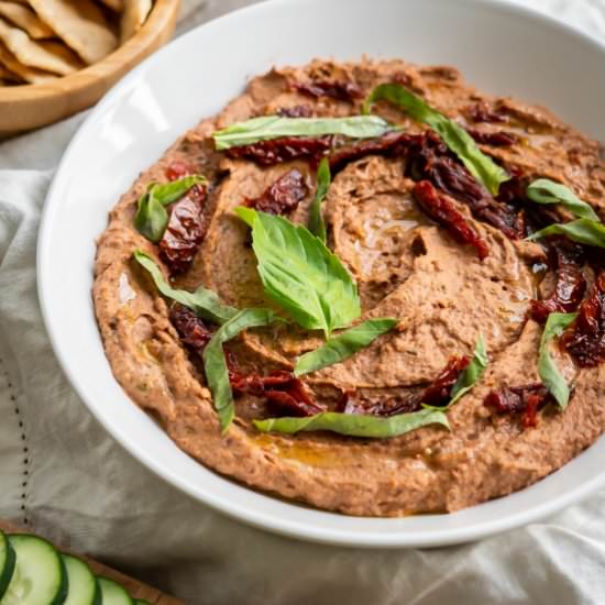 Black Bean Hummus with Basil