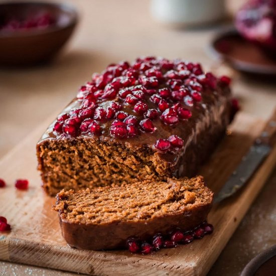 Fluffy Vegan Gingerbread Cake