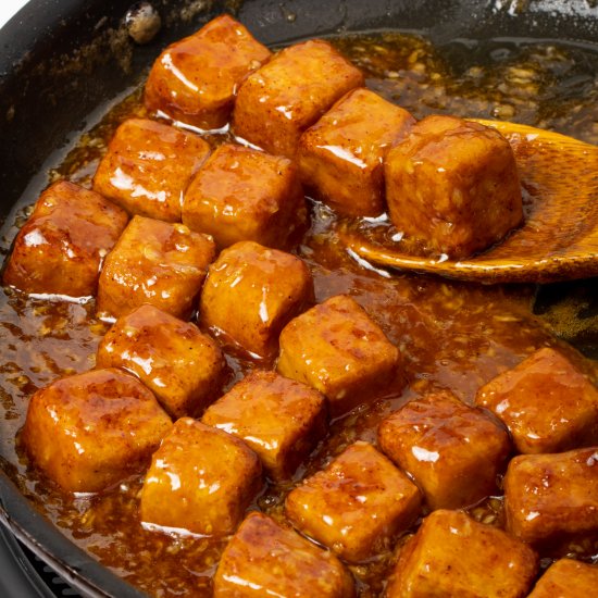 Honey Garlic Tofu (Vegan)