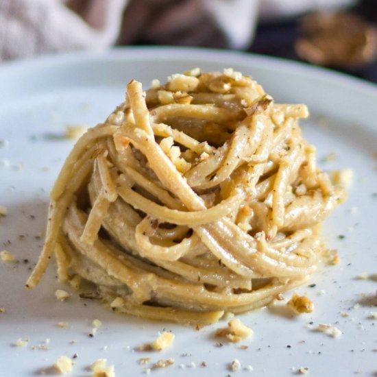 Mediterranean Diet Pasta in Walnut