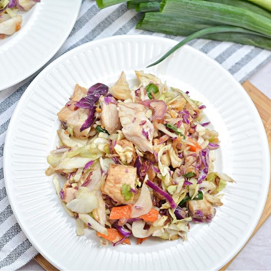 KETO ASIAN CHICKEN CHOPPED SALAD