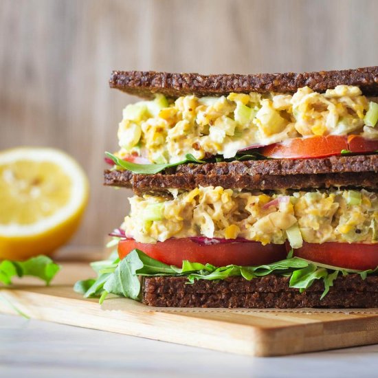 Vegan Tuna Salad (Chickpeas)