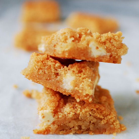 Eggless Blondies