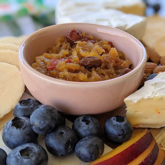 Sweet & spicy pineapple chutney