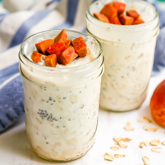 Peach overnight oats