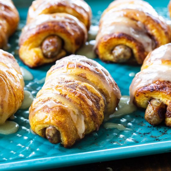 Cinnamon Roll Pigs in a Blanket