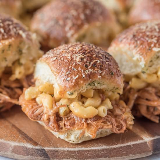 Pulled Pork Mac and Cheese Sliders